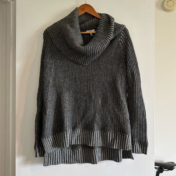 Joie Oversized Grey Cowl Neck Wool Blend Designer Sweater Size Medium EUC - Picture 3 of 7
